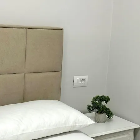 Seb's * Saranda